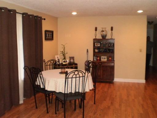 4112 NE 157th Ave - Photo 3 of 5