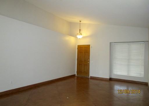 268 S Ridgefield Ave - Photo 3 of 42