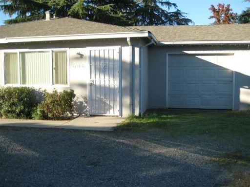 612 Santa Fe Ave - Photo 2 of 8