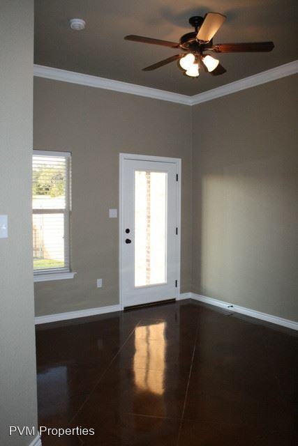 Fieldstone 608 - Photo 3 of 7