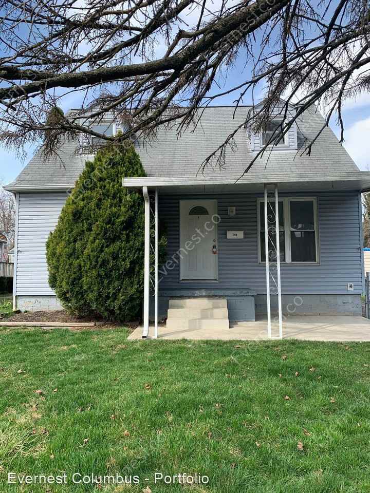 749 Racine Ave - Photo 2 of 25
