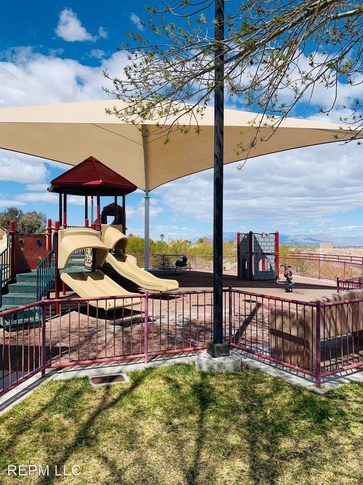 2429 Allegretto Ave - Photo 3 of 14