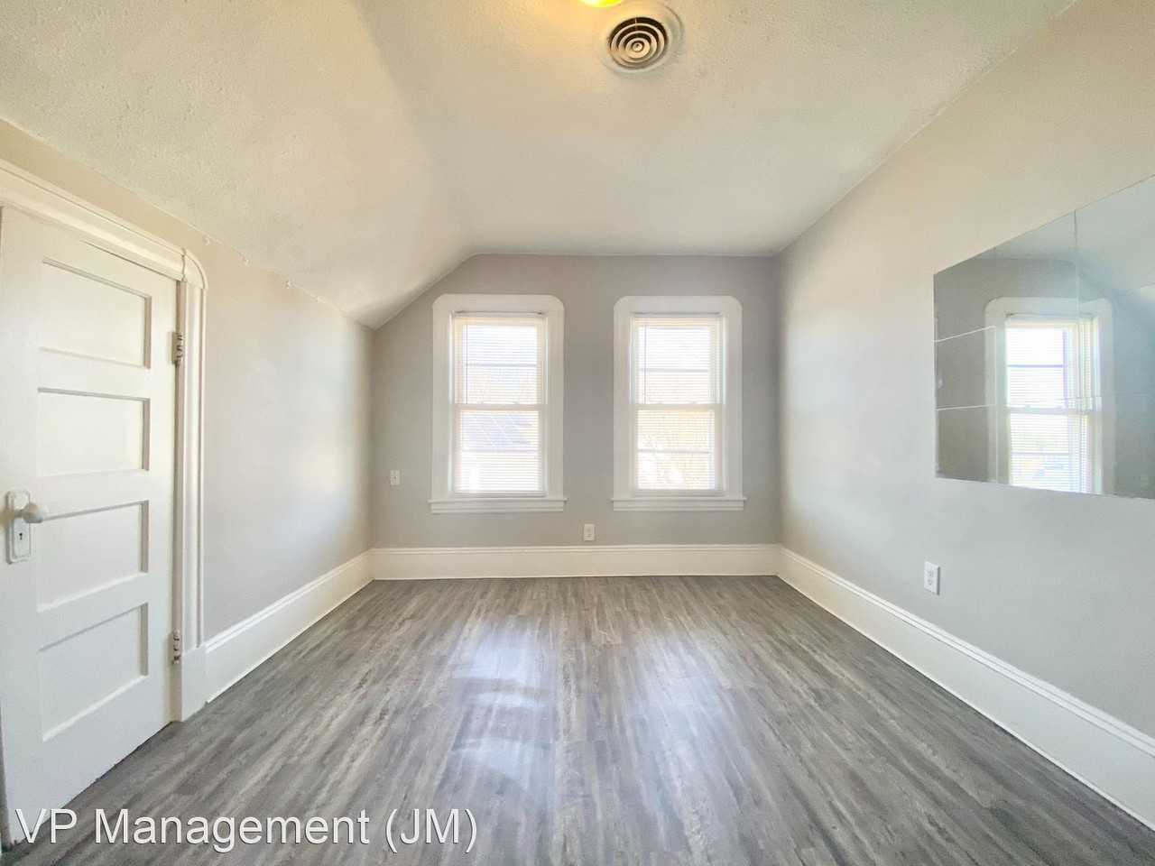 935 Liberty St. - Photo 3 of 7