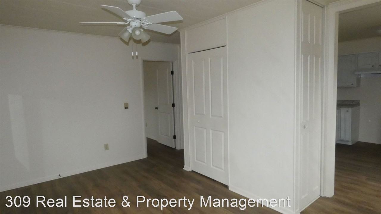 500 S Darst St - Photo 3 of 13