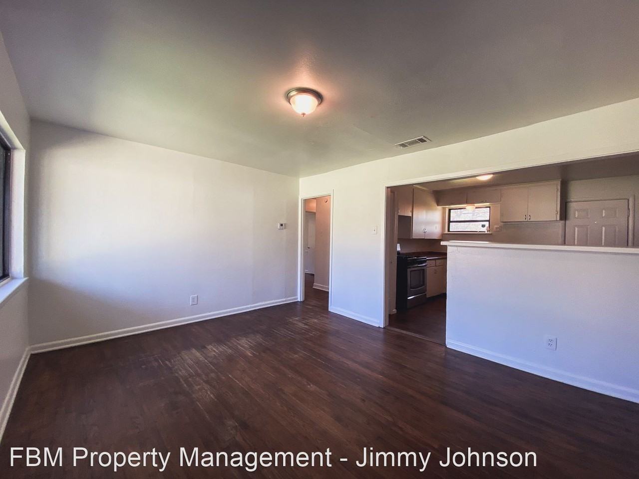 1510 Hillcrest St - Photo 2 of 13