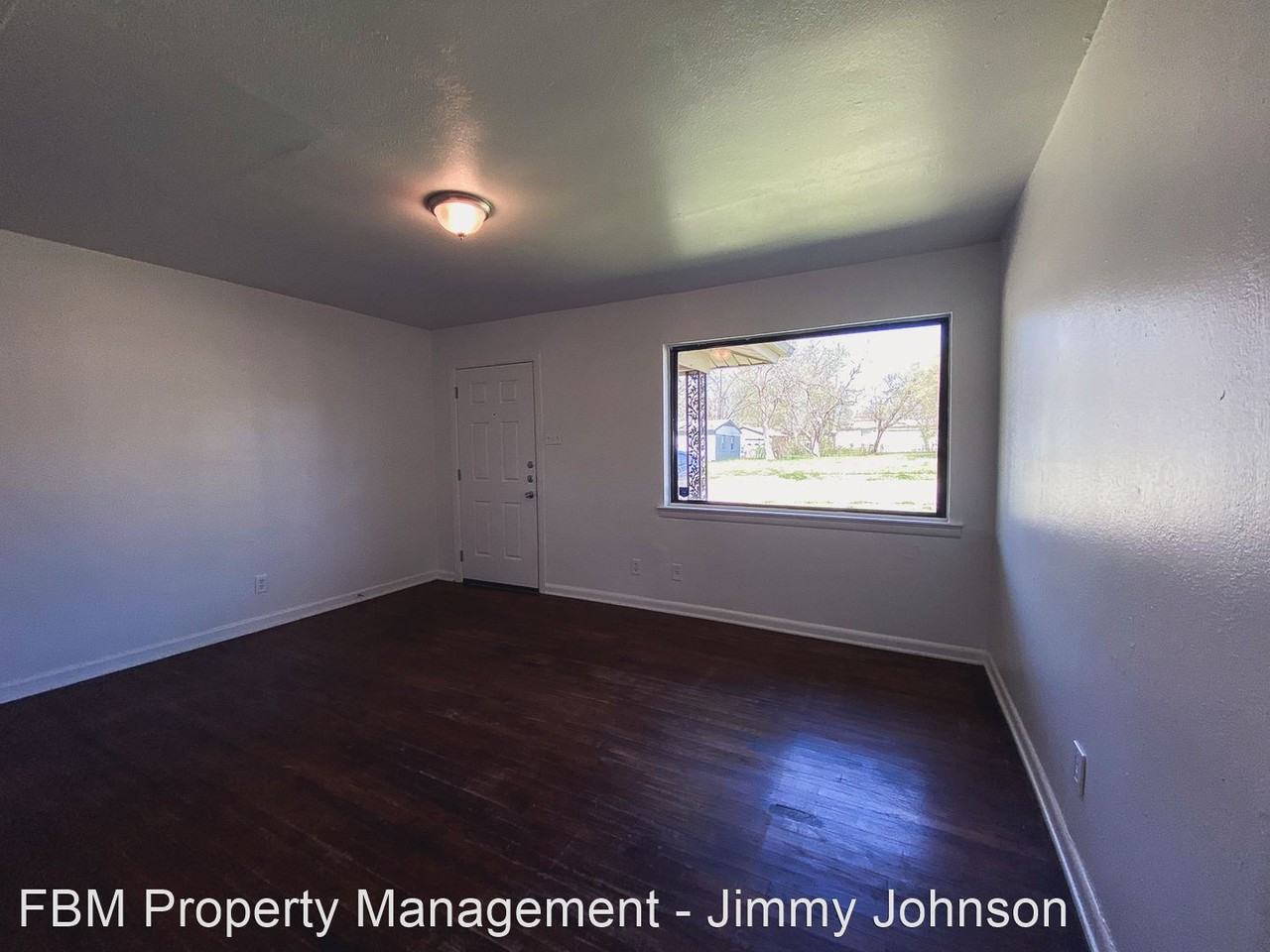 1510 Hillcrest St - Photo 3 of 13