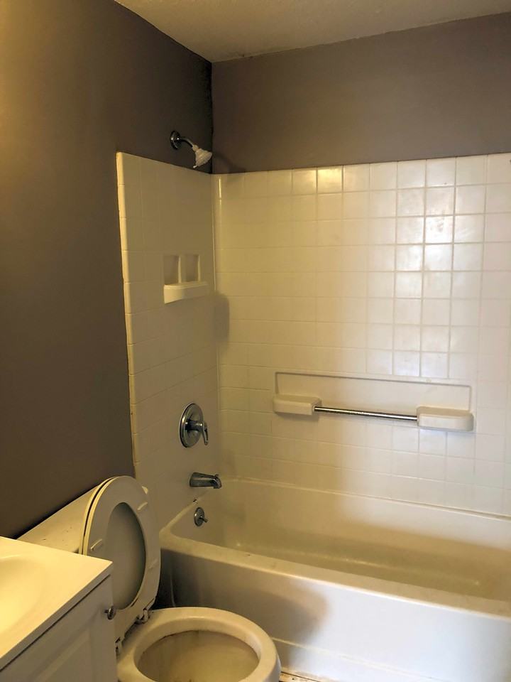 1021 Walnut St - Photo 3 of 6