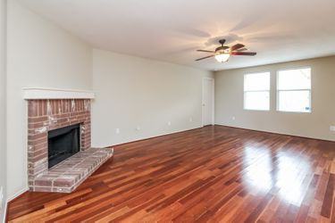 2701 Cameron Way - Photo 2 of 22