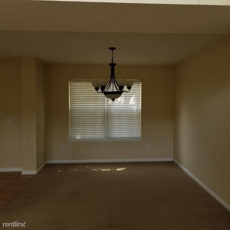 5860 E 126th St - Photo 3 of 23