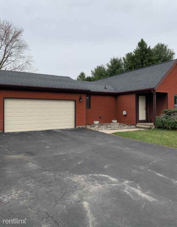2970 Sandhill Rd - Photo 2 of 15