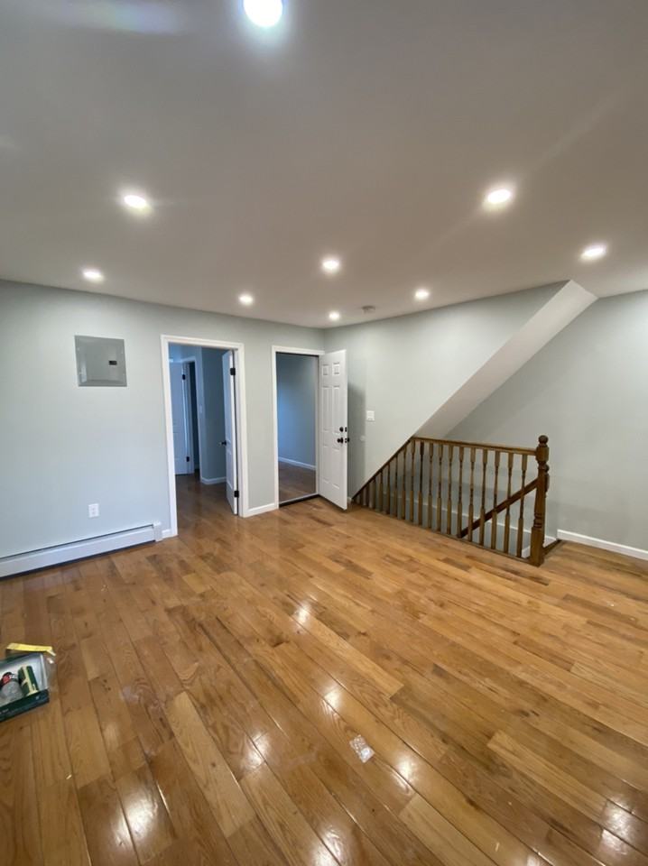 114-29 122nd St - Photo 2 of 7