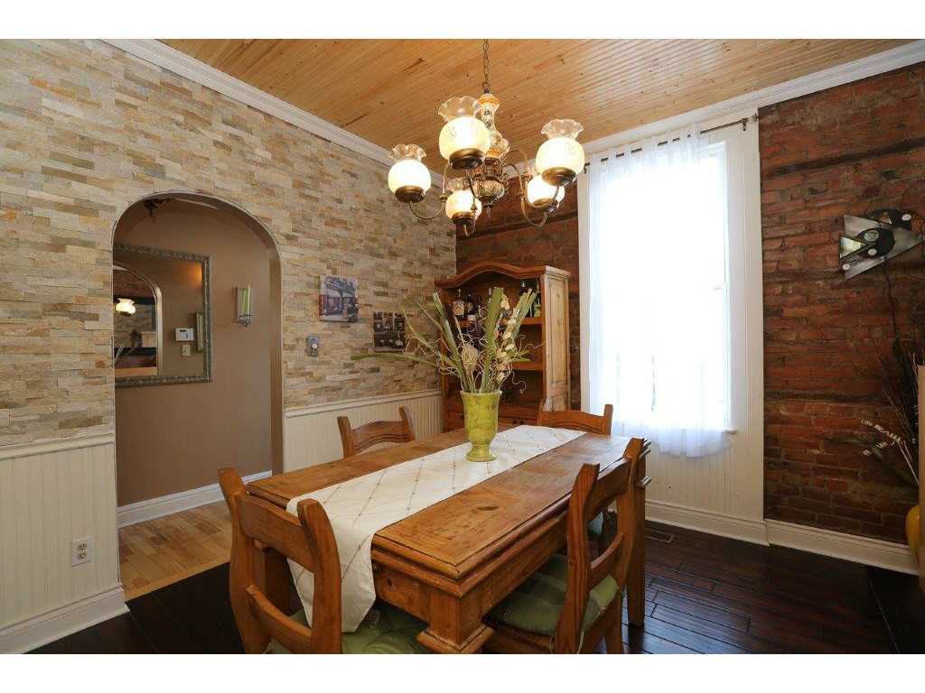 136 Augusta Street - Photo 2 of 10