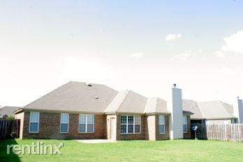 9616 Helmsley Cir - Photo 2 of 31