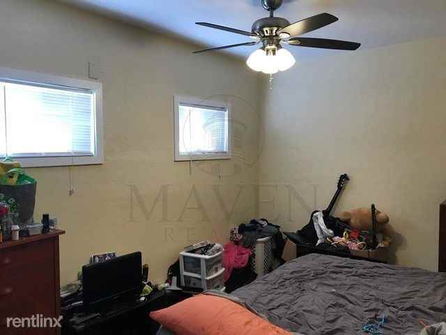 Sullivan Square - Photo 3 of 3