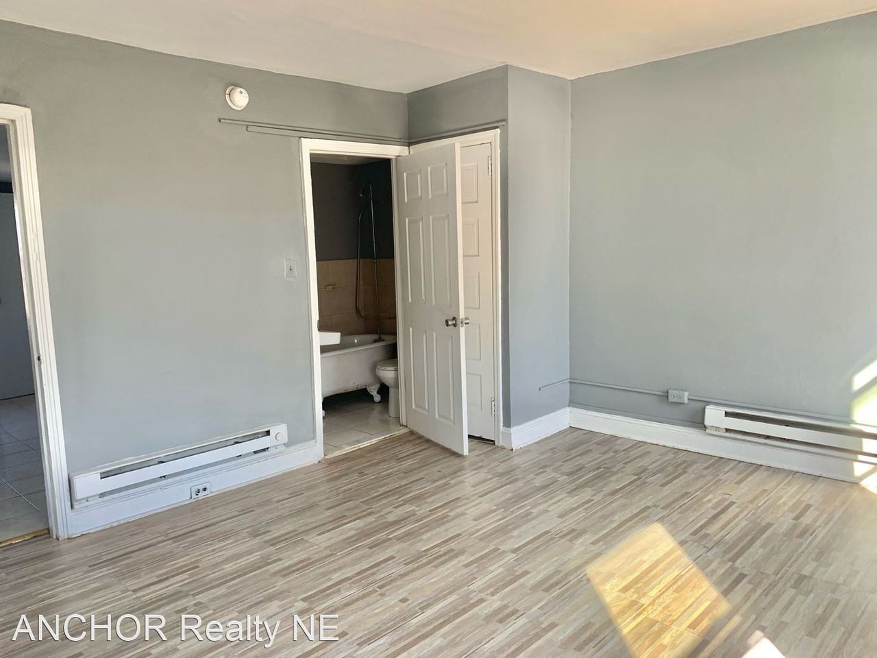 2031 W. Oxford St. - Photo 2 of 3