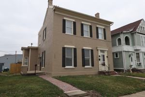 featured image of 132 S 9th St