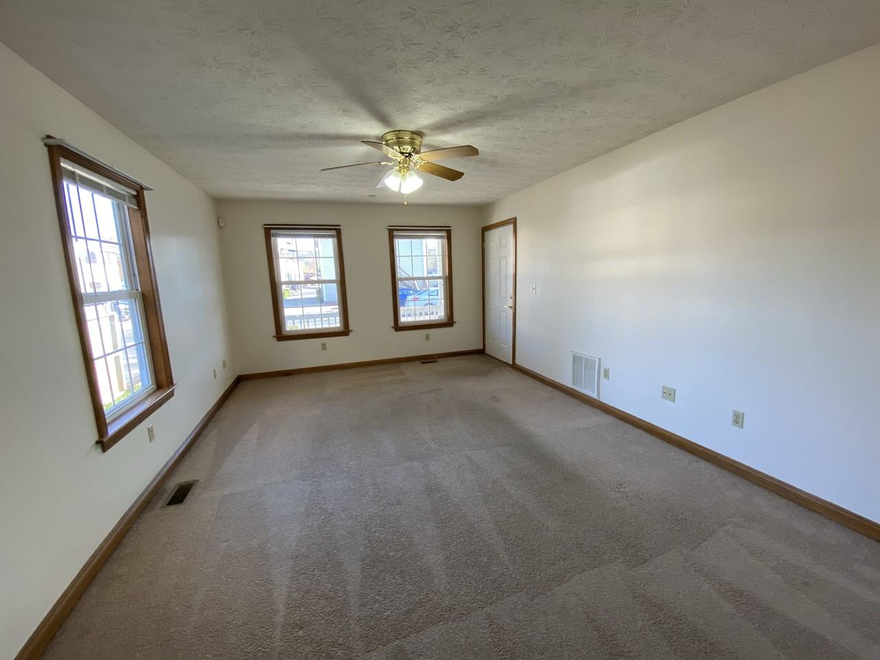 East Pea Ridge Apartments 6269 East Pea Ridge Road 3, Huntington, WV