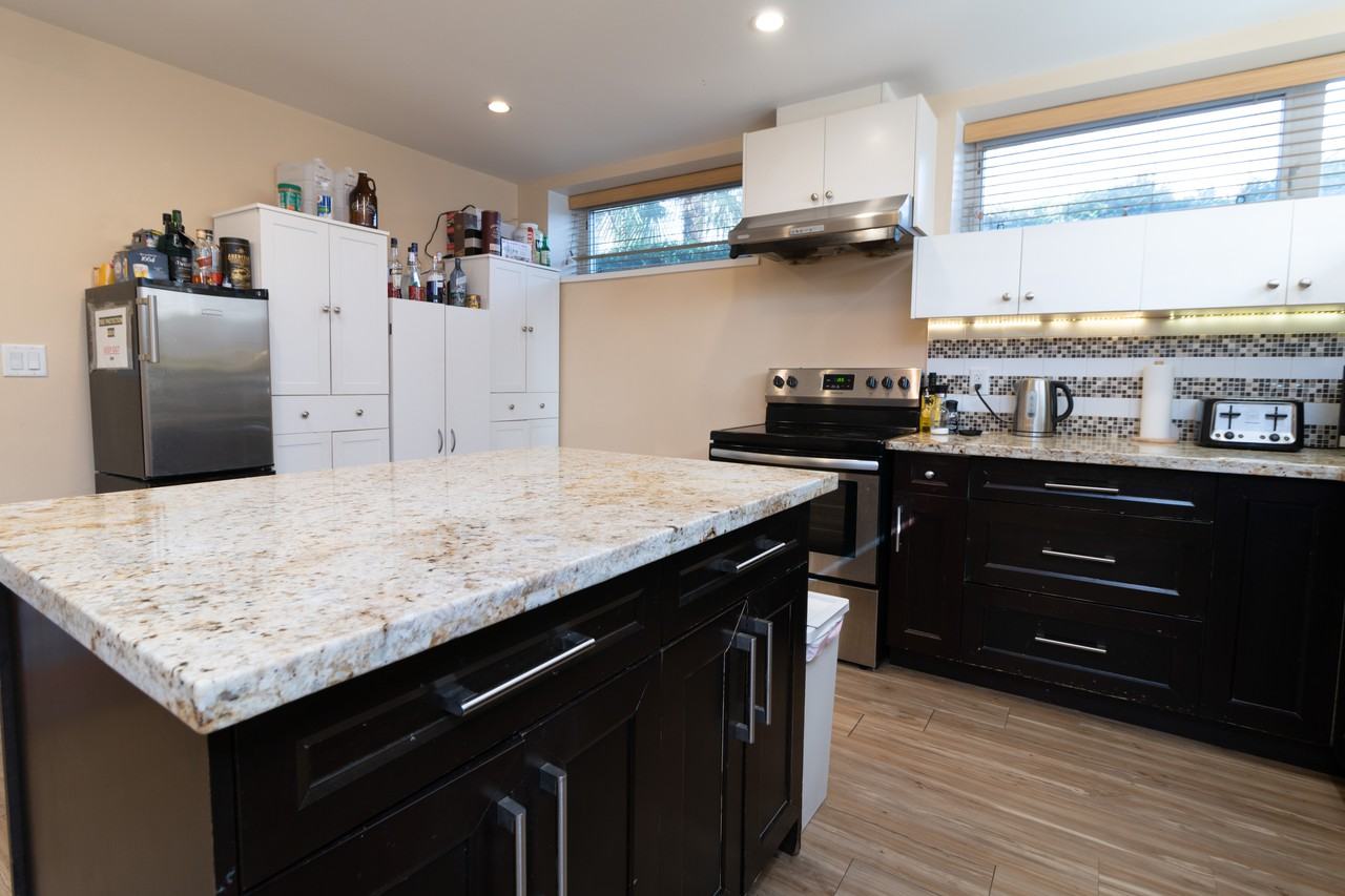 2297 East 41st Avenue - Photo 2 of 13