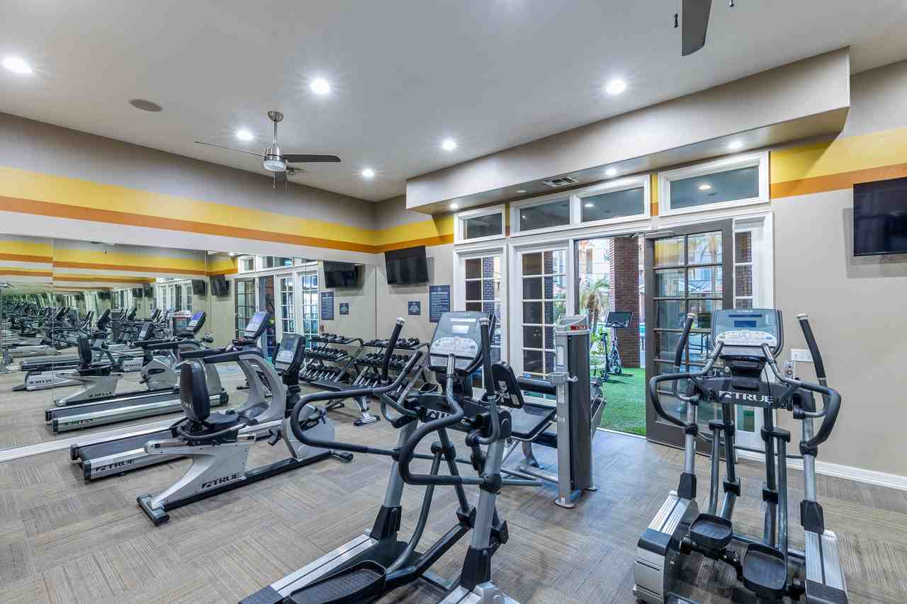 Citi on Camelback - Photo 3 of 25