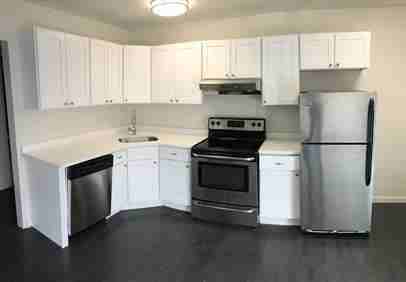 510 5th Ave LLC - Photo 3 of 9