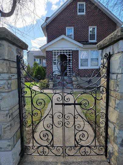 112 Shepherd Avenue - Photo 2 of 18