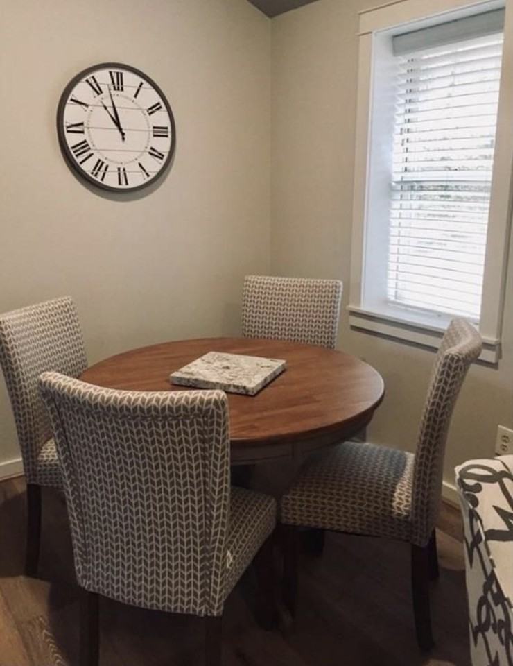 48 Owen St - Photo 3 of 9