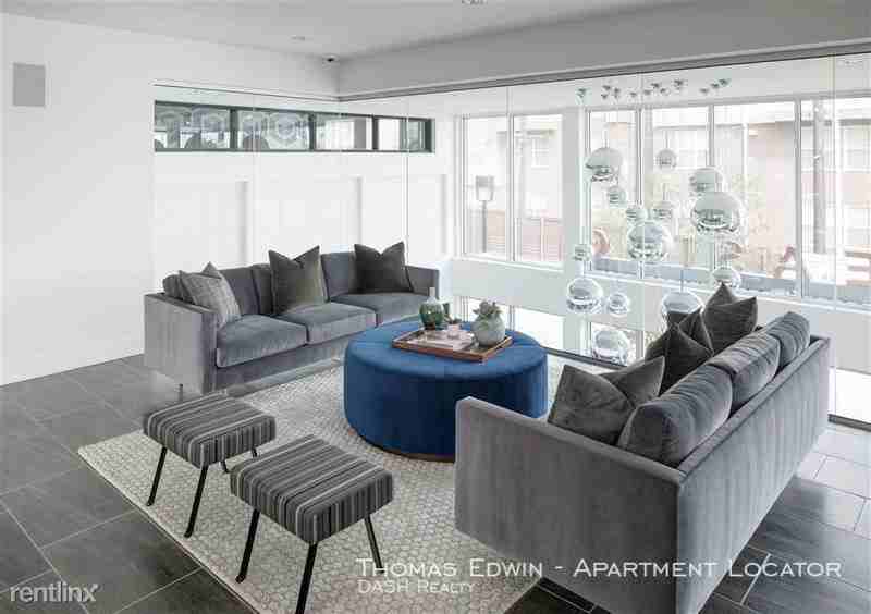 1931 Market Center Blvd