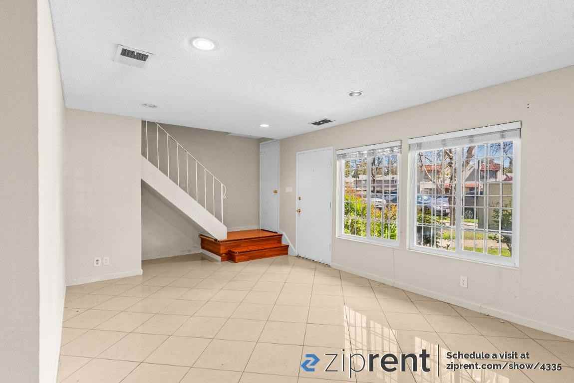 308 El Rancho Verde Dr - Photo 2 of 18