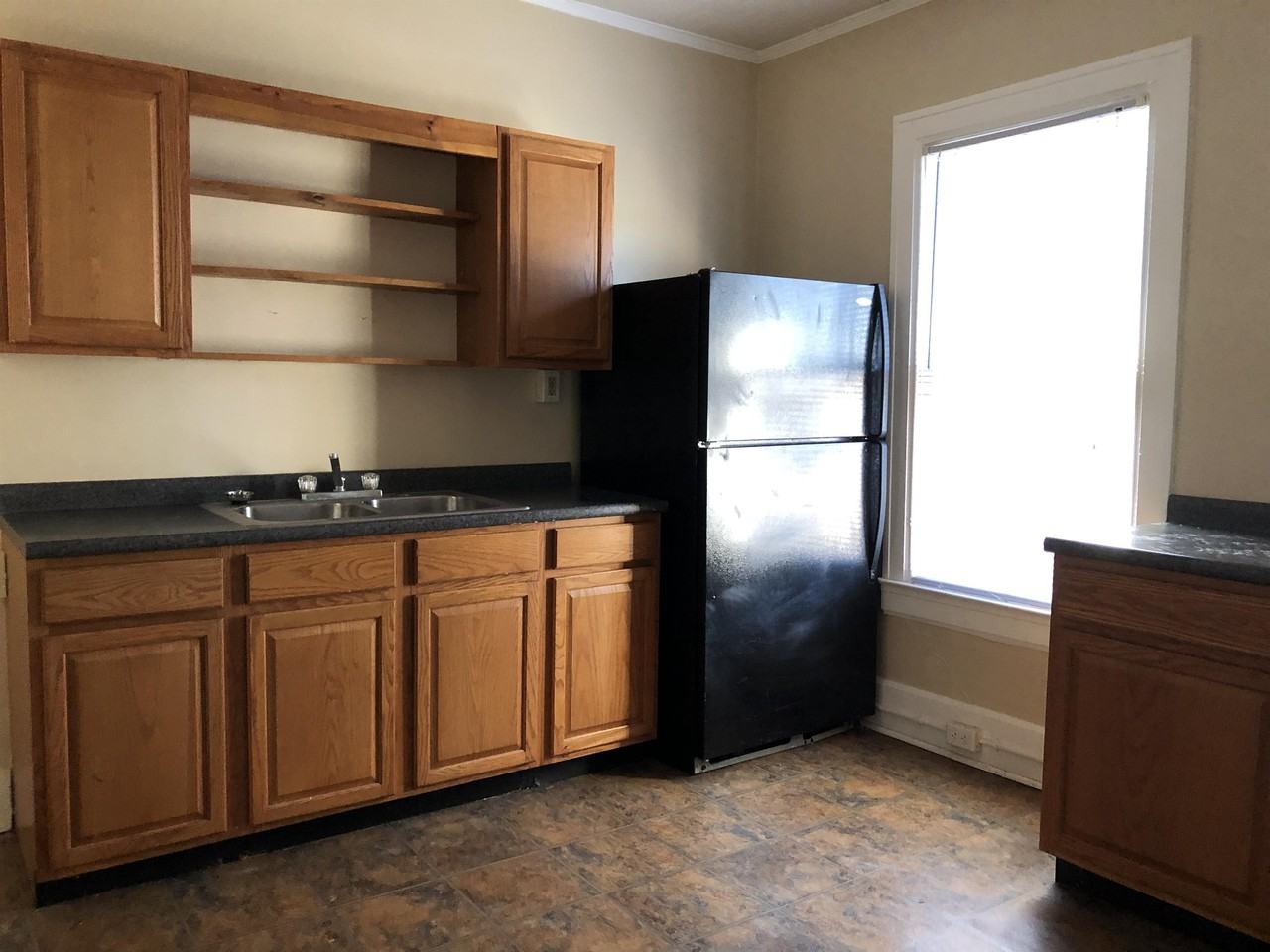 1211 8th St #3 - Photo 2 of 11