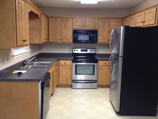 1572 Overlook Ct - Photo 3 of 18