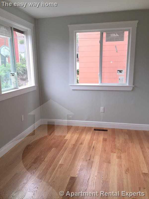 374 Prospect St #1 - Photo 3 of 13