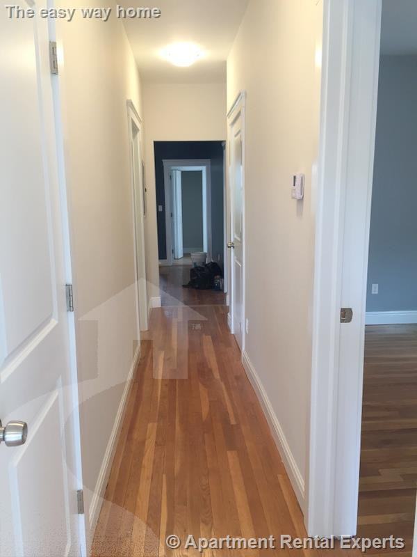 374 Prospect St #1 - Photo 7 of 13