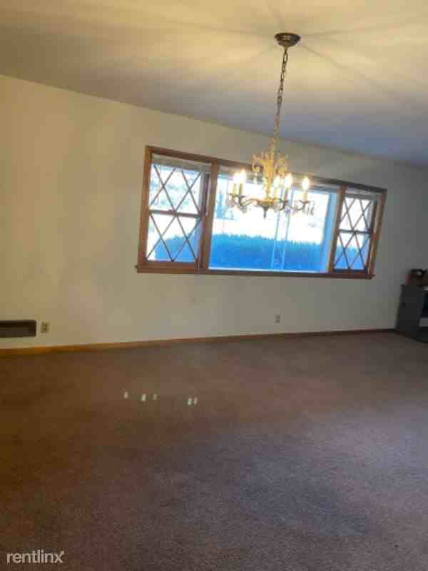 3241 W 15th St N - Photo 3 of 30