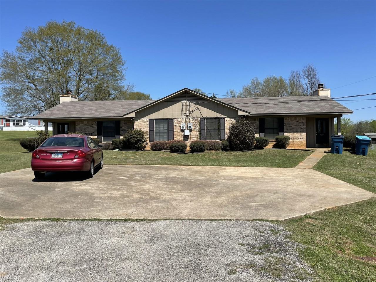 3305 Linda Ln - Photo 2 of 9