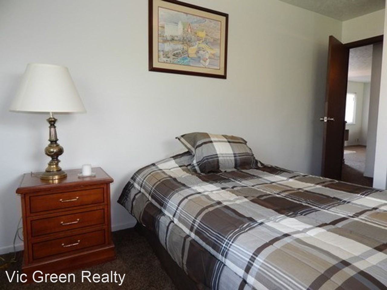 4644 Waynedale Circle - Photo 3 of 4