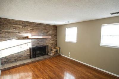 16575 E Harvard Ave - Photo 2 of 12