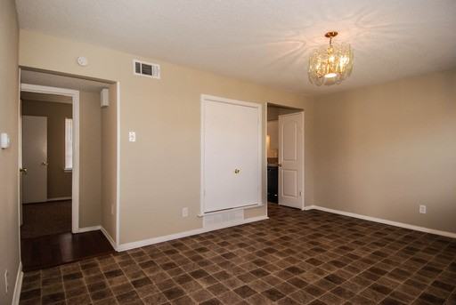 730 Rutgers Dr - Photo 3 of 26