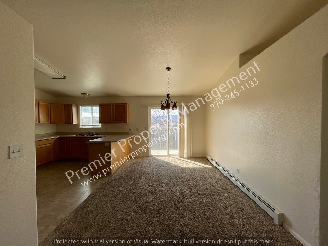 653 Garrett Way - Photo 6 of 21