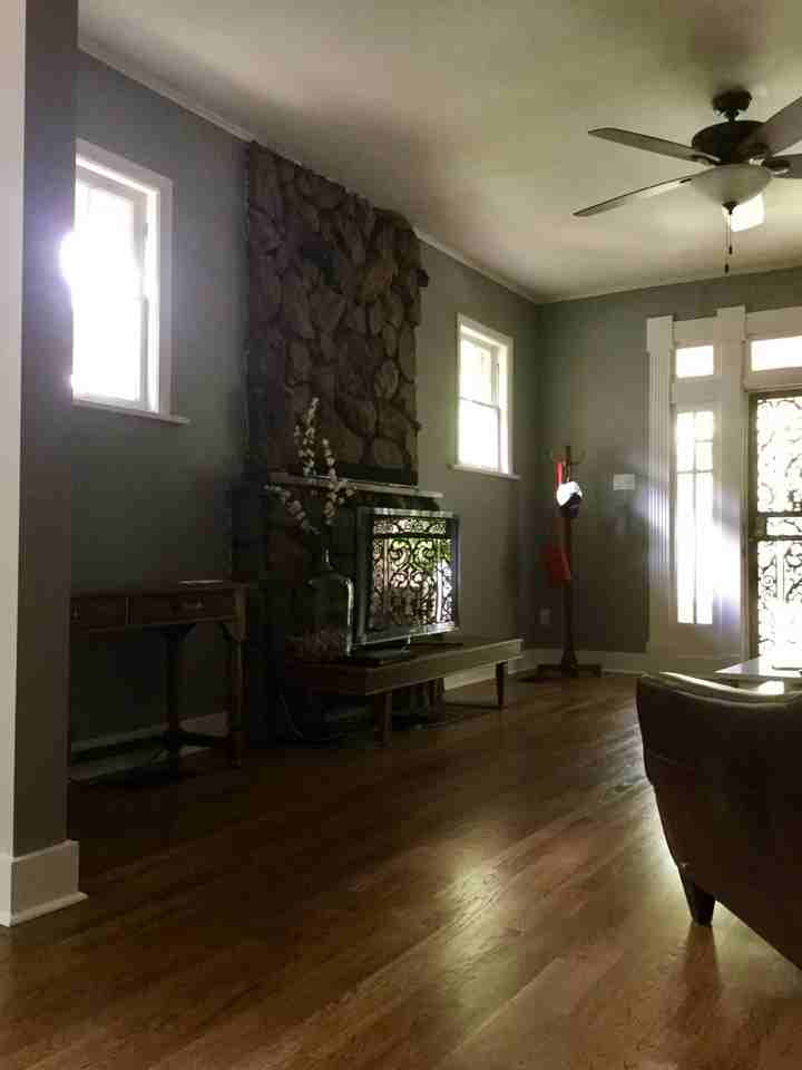 325 S Watkins St - Photo 3 of 9