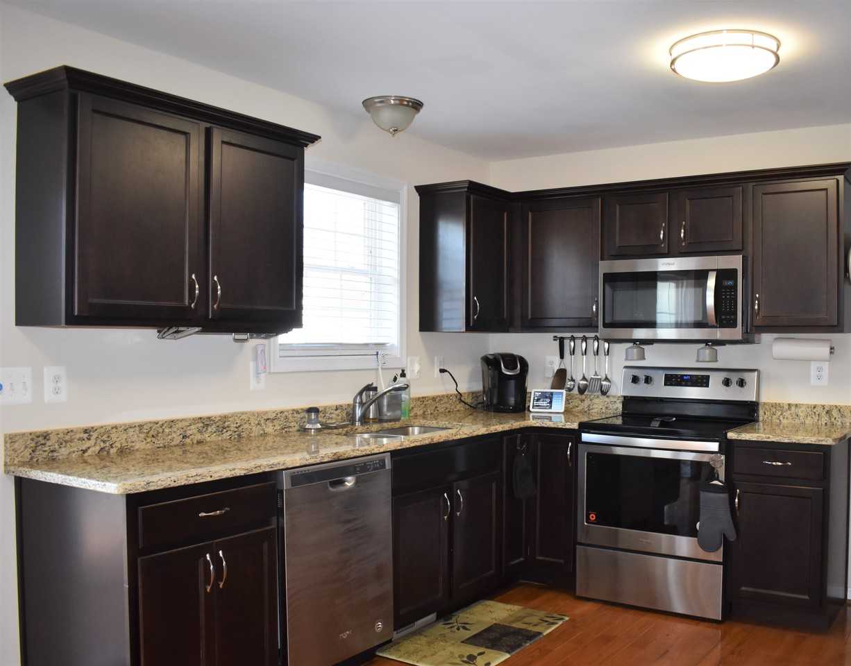 602 E H St - Photo 2 of 27