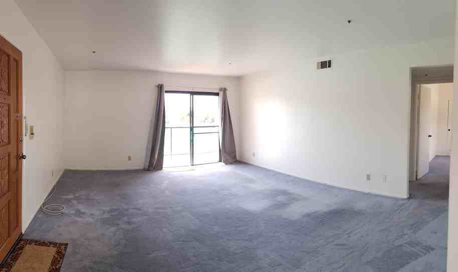77 N Holliston Ave - Photo 3 of 10