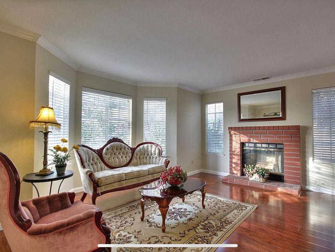 1596 Saugus Ct - Photo 3 of 19