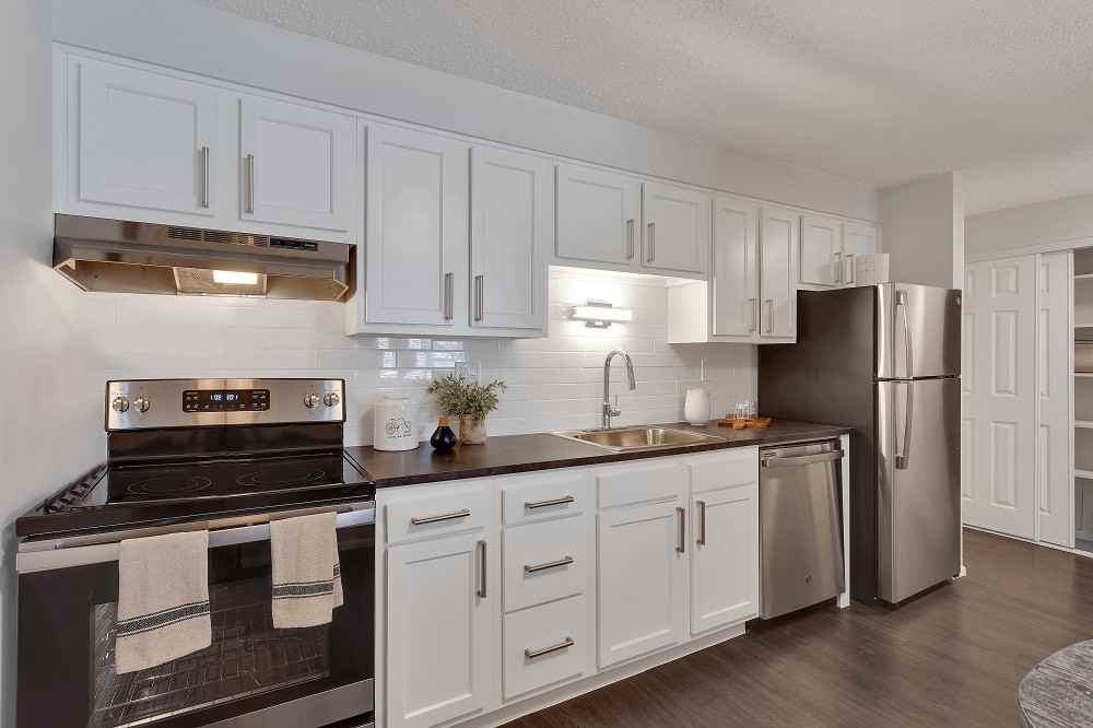 1430 Humboldt - Photo 3 of 28