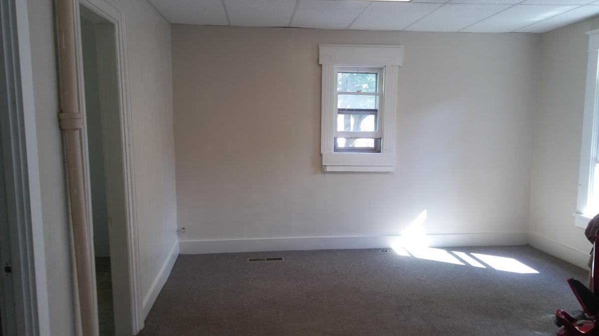 33 S Manning St #C - Photo 4 of 12