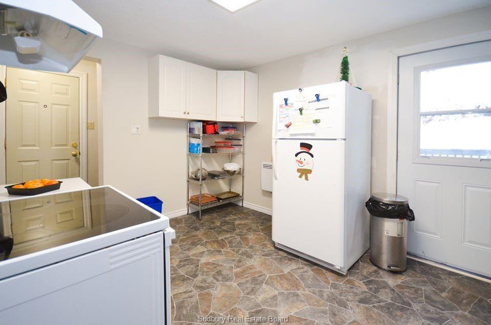 783 Howey Dr #1 - Photo 2 of 10