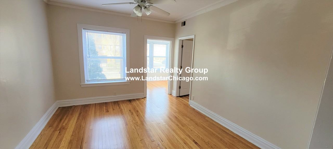 4447 North Maplewood Avenue #1 - Photo 2 of 14