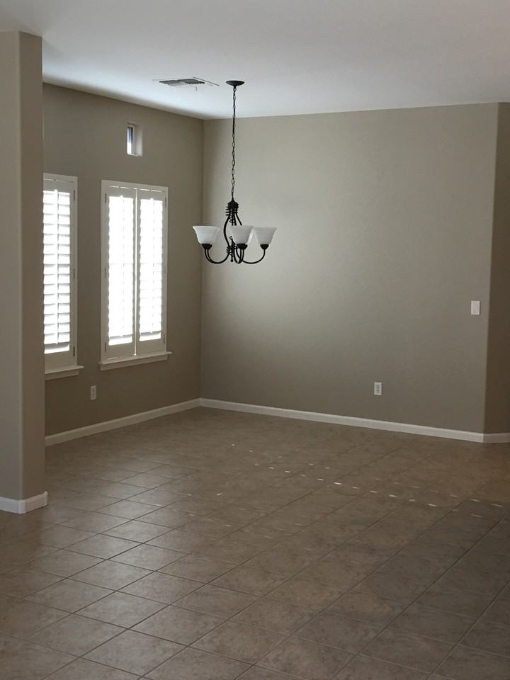 10639 W Alex Ave - Photo 2 of 32