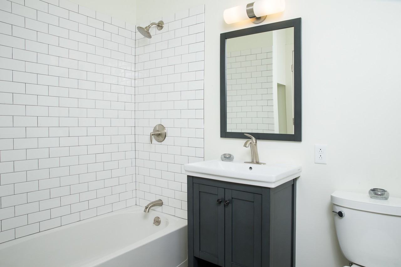 35 Van Nydeck Avenue201 #201 - Photo 3 of 6