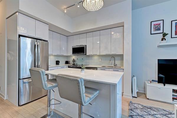 10 Park Lawn Road #205