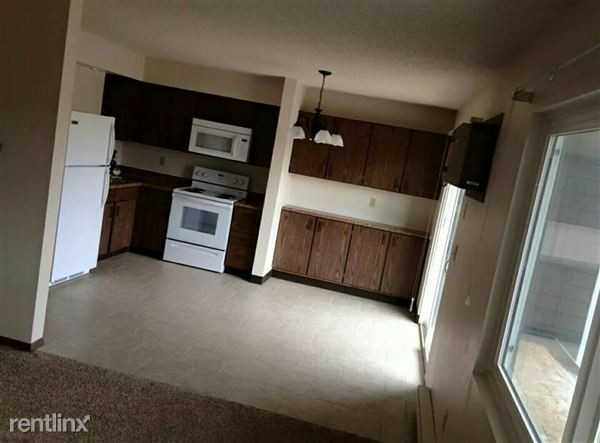 Dakota Drive Apartments - Photo 2 of 10